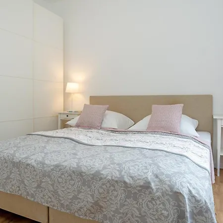 Dreiseenhaus Apartman *